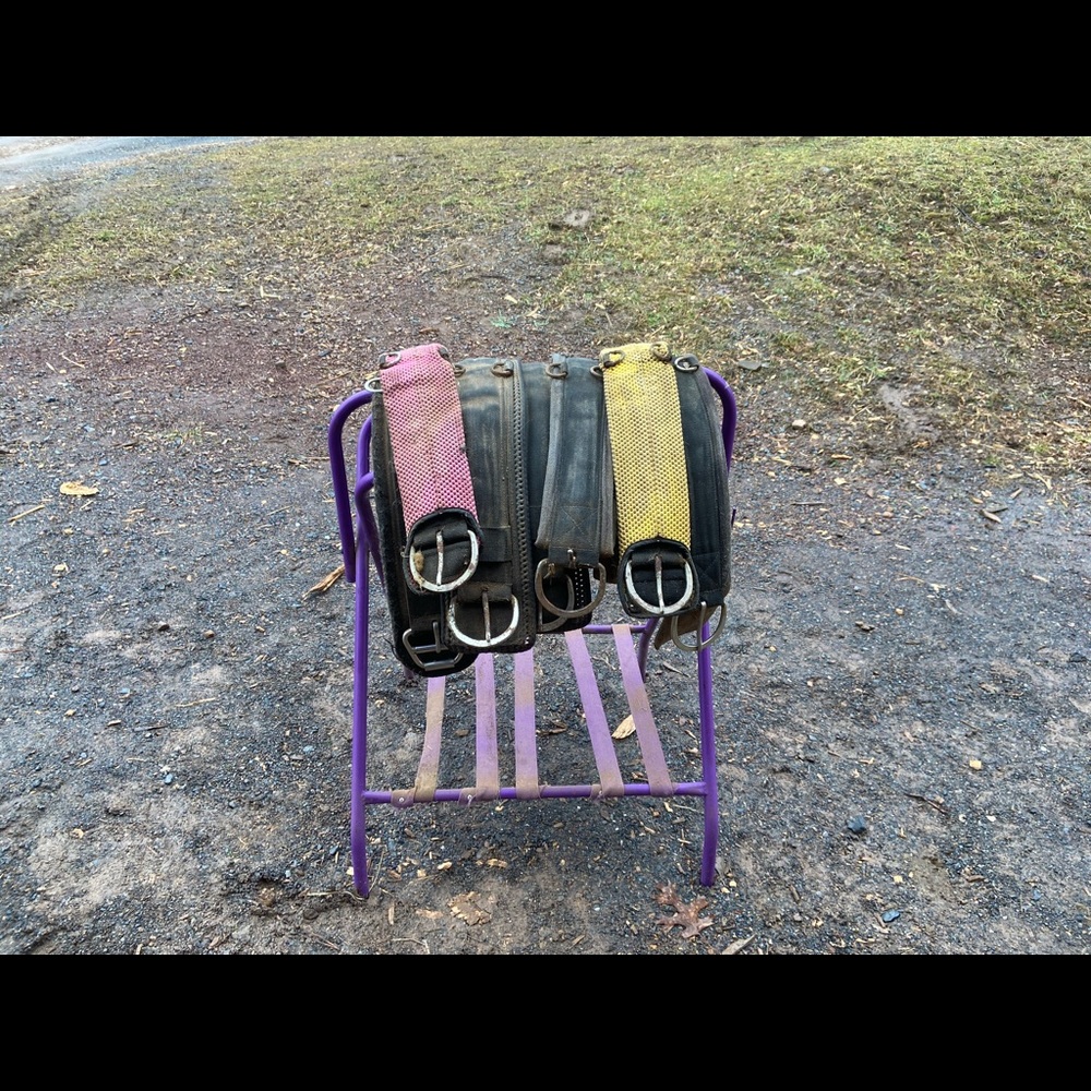 Neoprene and leather western cinches.